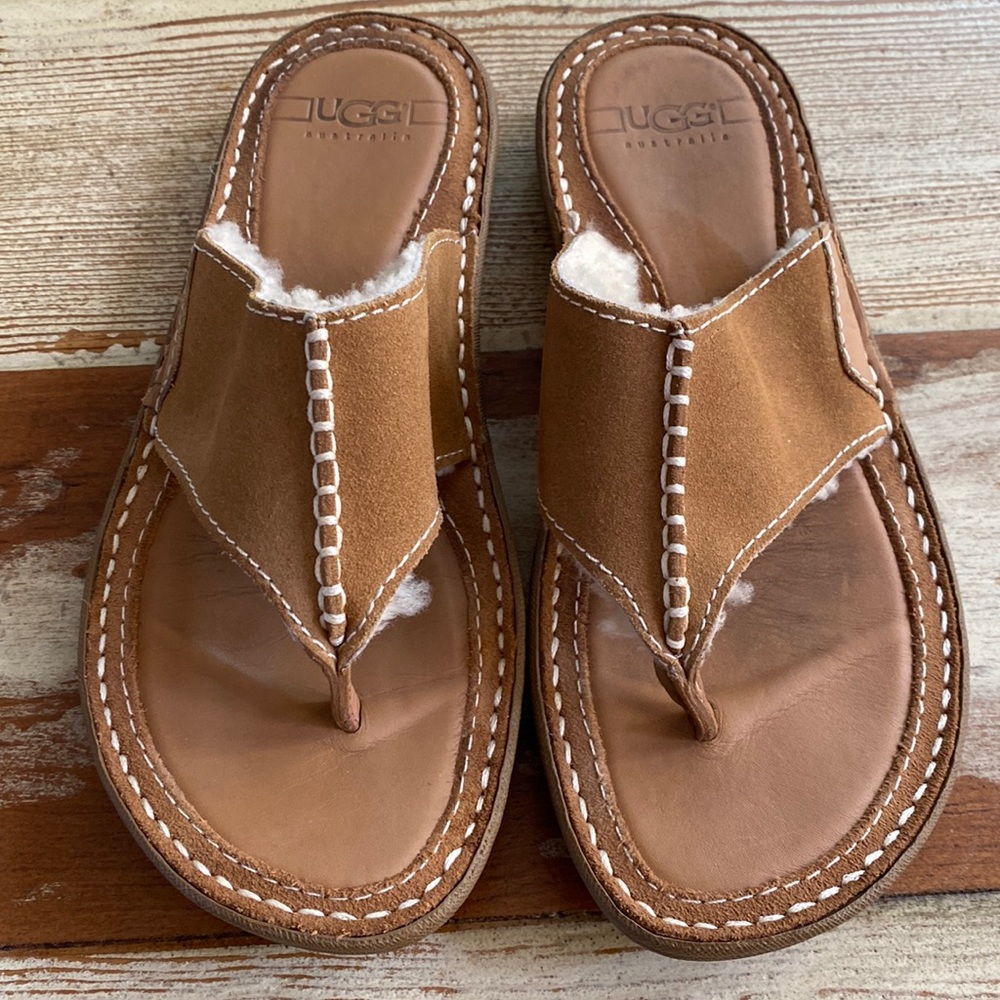 Ugg flip flop